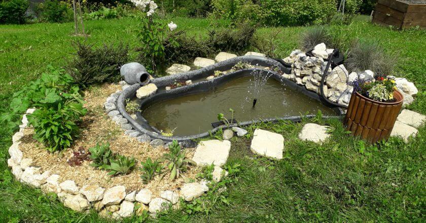 Petit bassin d'ornement  Bassin de jardin préformé, Petit bassin